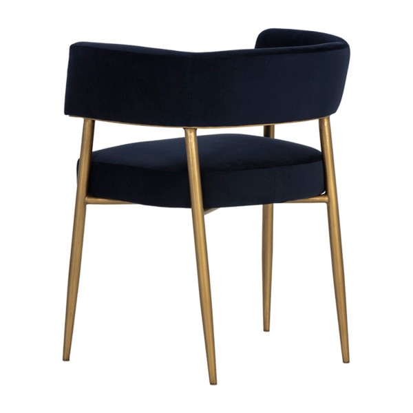 Maestro Armchair